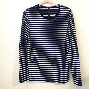 Lululemon Shirt Mens Small 5 Year Basic LS Yachtie Stripe Navy White Tee